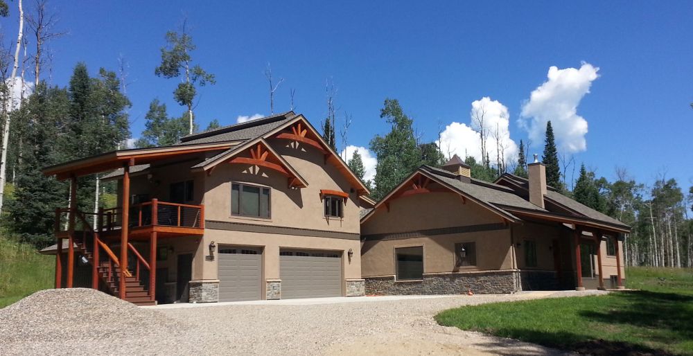 House with apt. above garage
